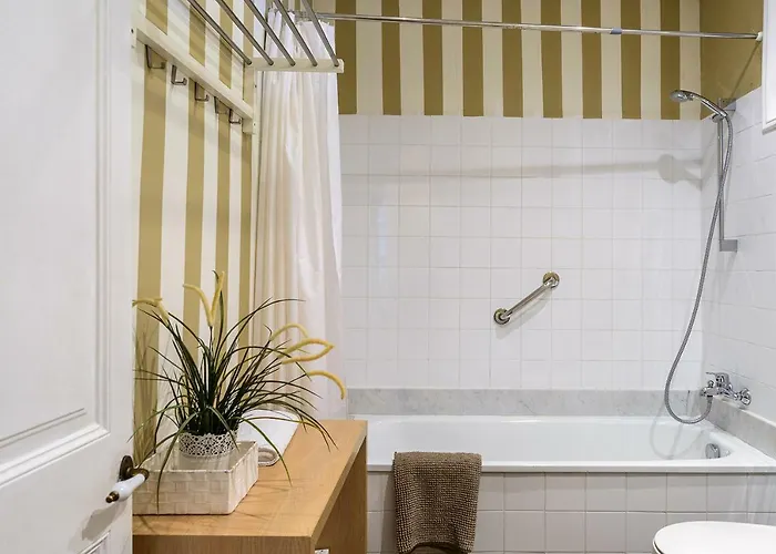 Apg Espais Rambla Apartman