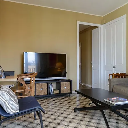 Daire Apg Espais Rambla *