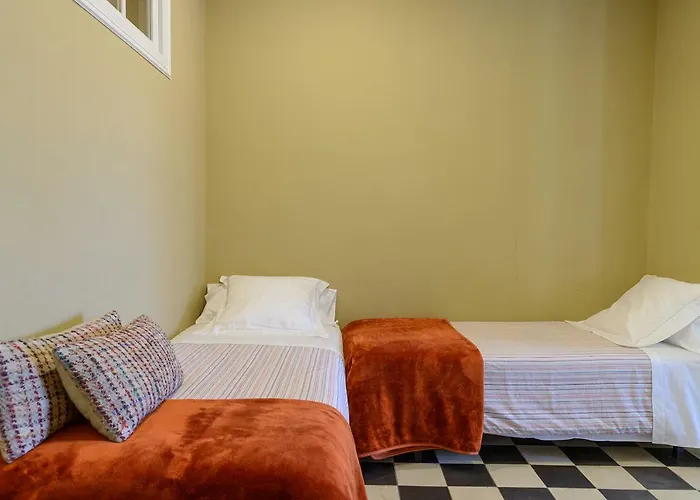 Apg Espais Rambla Жирона